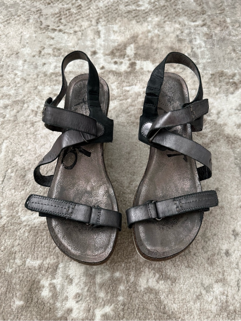OTBT Wavey Leather Platform Sandals